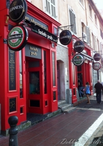 irish-pub-in-marsaille-france-12