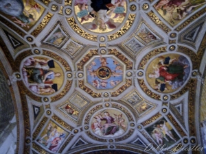 italy-vatican-ceiling-09