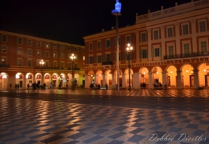 night-time-buildings-and-lights-in-nice-12