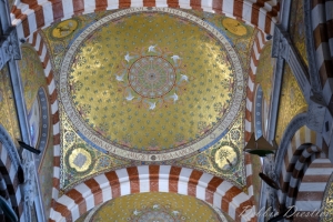 notre-dame-ceiling-in-marsaille-4