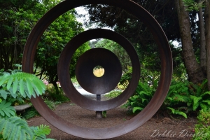 circle-of-art-in-the-garden-10